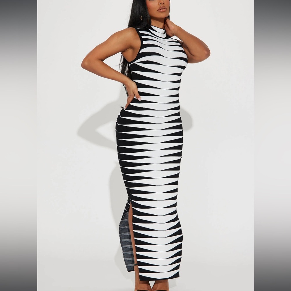 COPY - NWOT FASHION NOVA Jessie Bandage Maxi Dress - Small